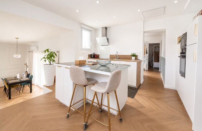 Maison à vendre 5 pièces LAVAL (53) — photo 2