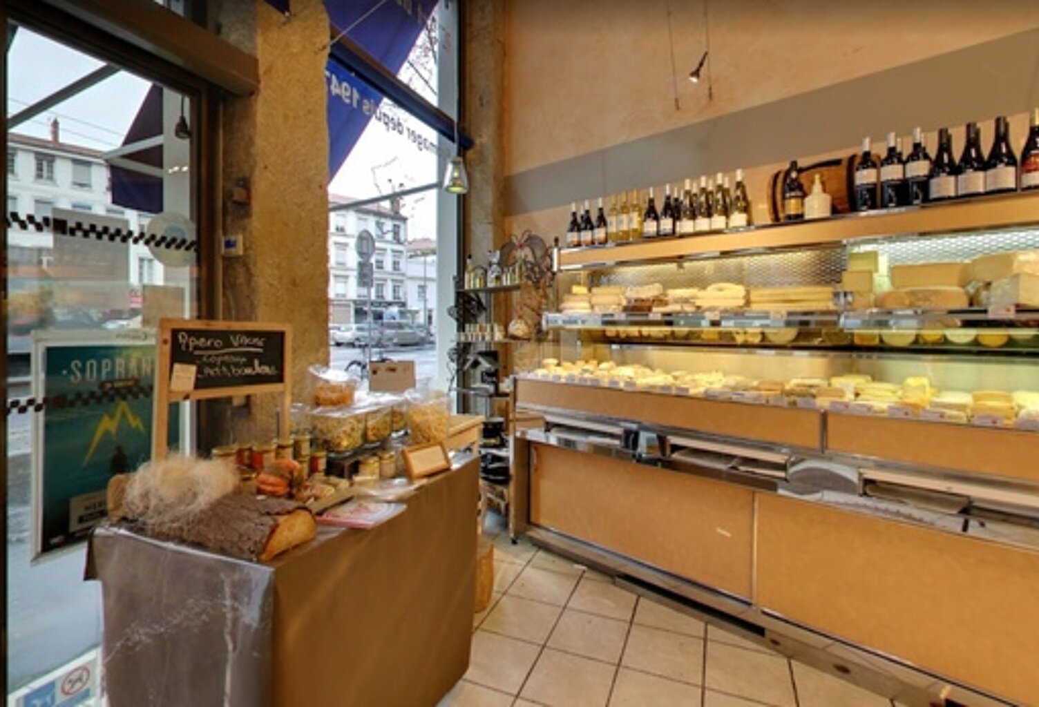 LYON 7EME Emplacement n°1 Fromagerie ou autre — photo 1