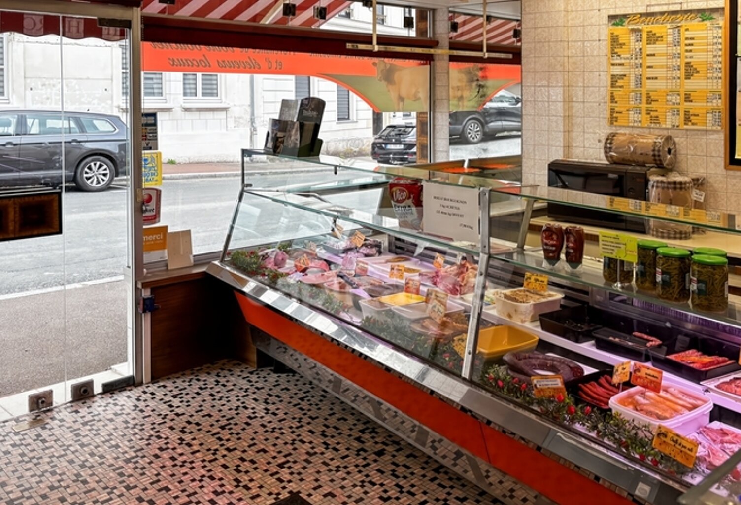 MANSIGNÉ 72 A VENDRE Fonds de commerce BOUCHERIE CHARCUTERIE — photo 1