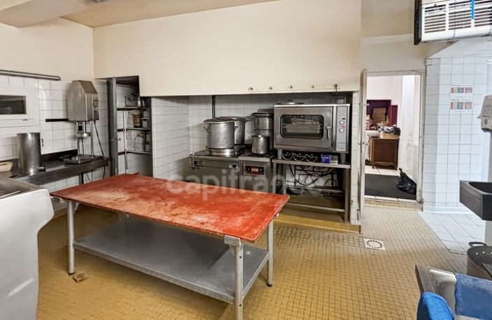 MANSIGNÉ 72 A VENDRE Fonds de commerce BOUCHERIE CHARCUTERIE — photo 4