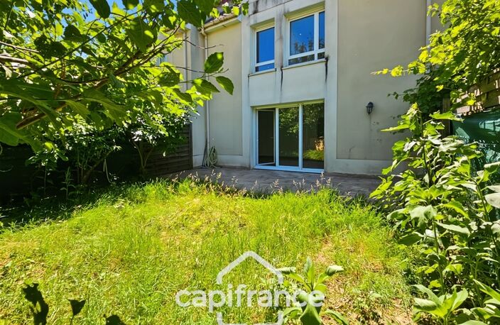 MAISON FAMILIALES 5 PIÈCES AVEC JARDIN ET GARAGE — photo 3