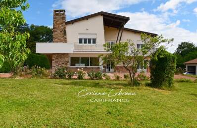 Maison à vendre 8 pièces CHARNAY LES MACON (71) — photo du bien