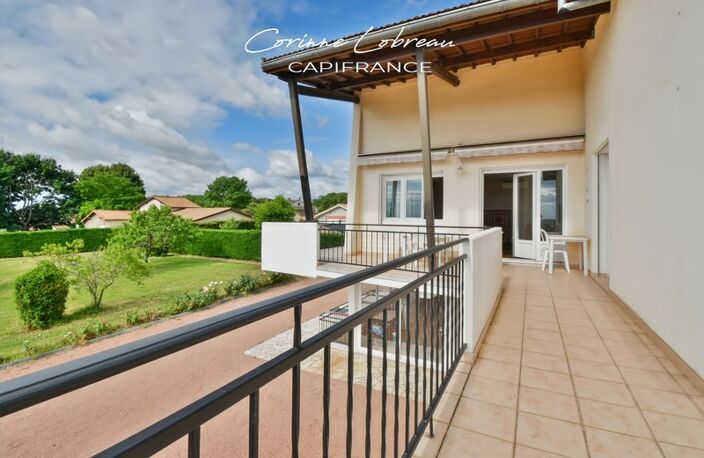 Maison à vendre 8 pièces CHARNAY LES MACON (71) — photo 5