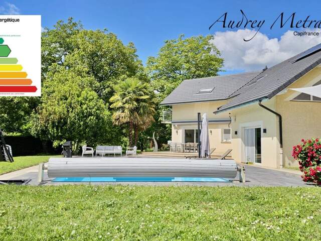 Villa à vendre à Serrières-en-Chautagne avec piscine, à 50 min de Genève et d'Annecy, 35 min d'Aix-Les-Bains et 15 min du Lac du Bourget — photo du bien