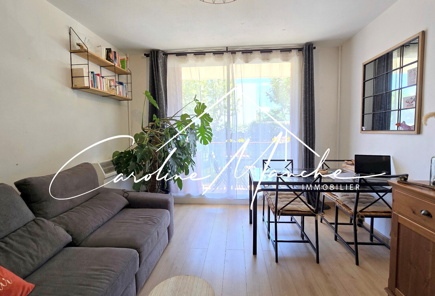 Vendu loué - Appartement T3 + cave - Résidence sécurisée à Salon de provence — photo 1