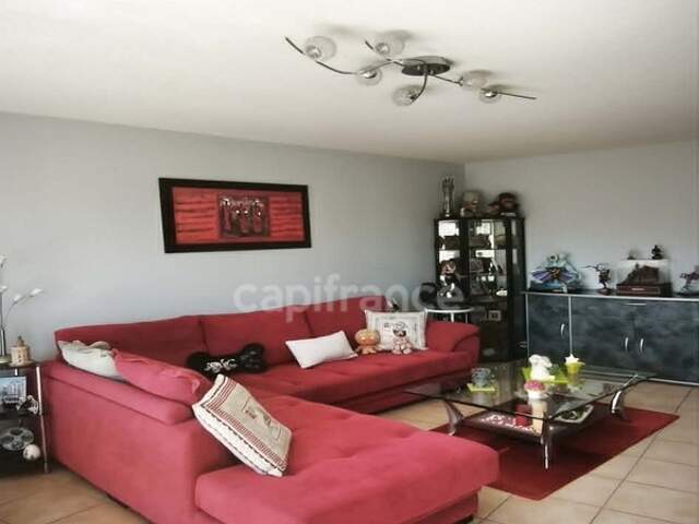 Appartement T4 de 84 m² double terrasse, garage et cave — photo du bien