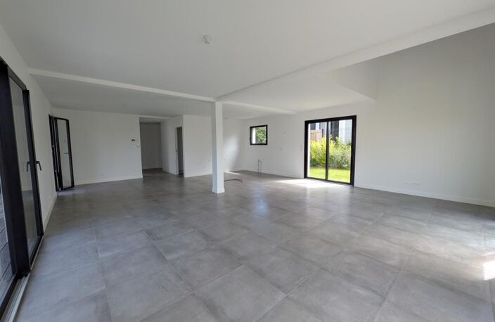 Maison neuve contemporaine de 160 m² — photo 3