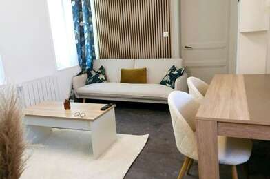 Appartement 2 pièces 710 €