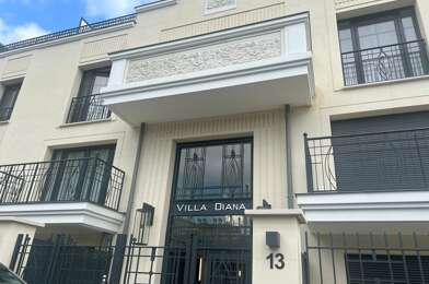 Appartement 1 pièces 890 €
