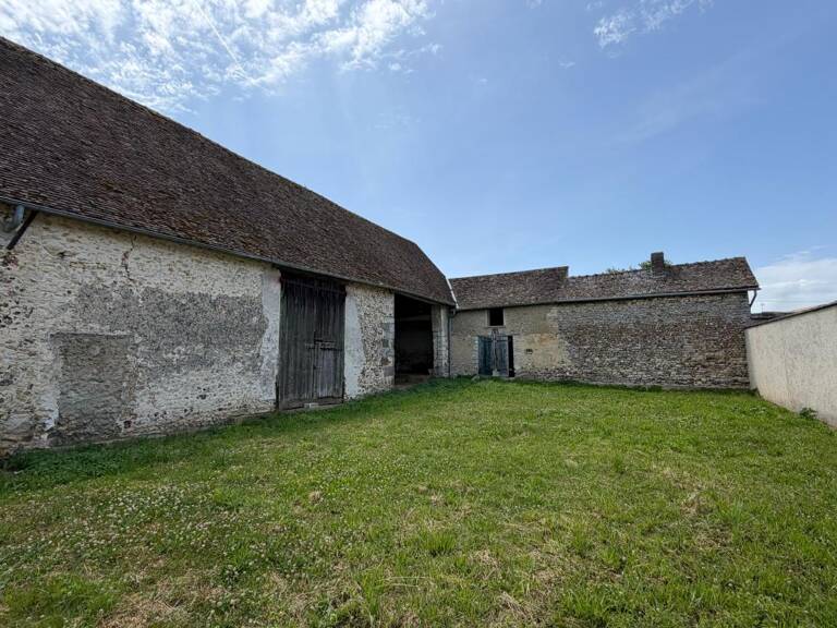 ST LUBIN DE LA HAYE (28) - Grange à aménager - 120m² — photo 1