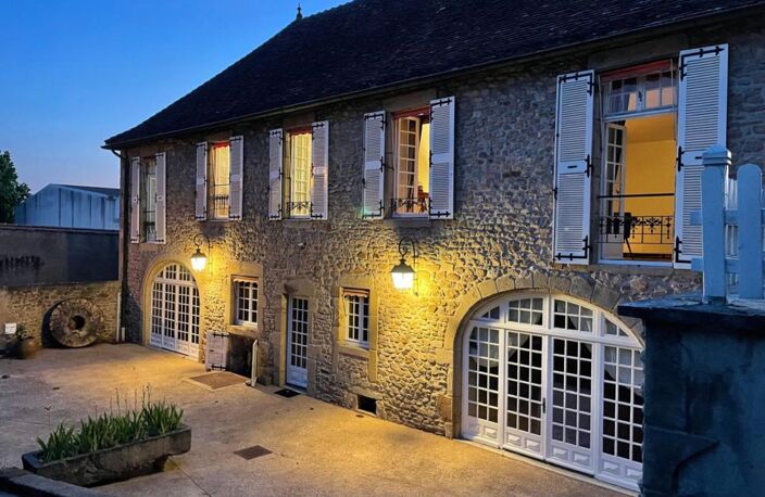 Belle propriété à vendre au centre d'Autun — photo 3