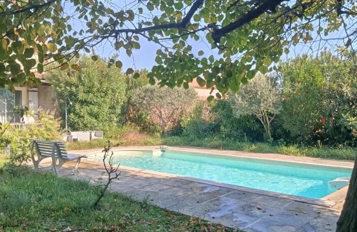 Maison À Vendre, 5 chambres, jardin clos, piscine, Morières-Les-Avignon, 135 m² + dépendances — photo 2