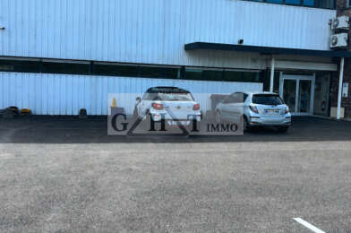 Local industriel  2120000 €