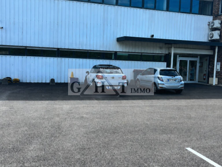 À vendre Entrepôt & bureaux 1900m²- PALAISEAU — photo 1
