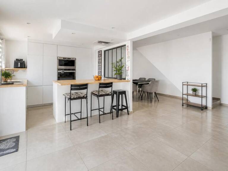 Maison individuelle T3 93m² rénovée à Marseille 15ème — photo 1
