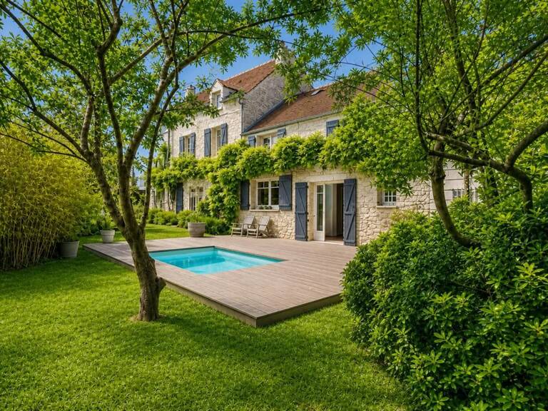 Maison de 7 pièces de 240 m² — photo 1