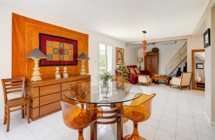 Maison de 4 pièces de 112 m² à Décines-Charpieu — photo 2