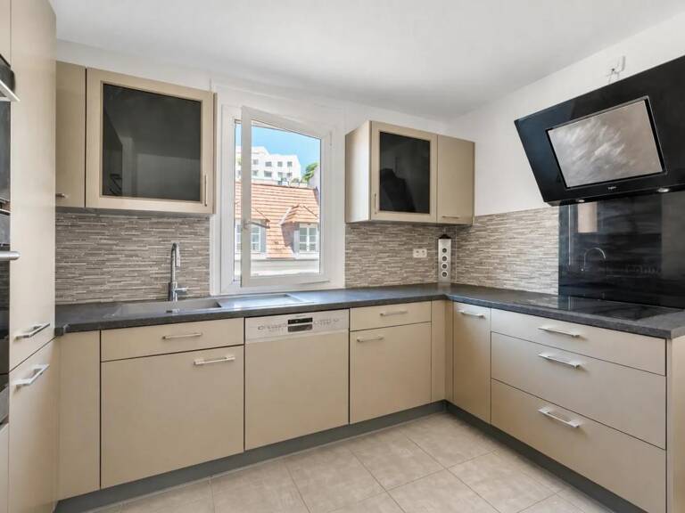 Appartement 3 pièces de 72,89 m² à Sèvres — photo 1