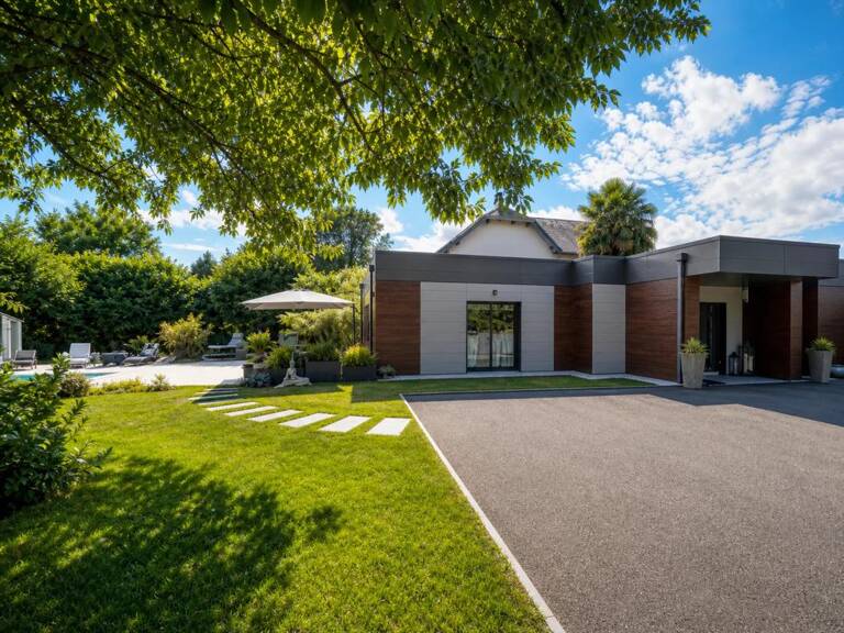 Maison de 6 pièces de 243 m² à Lubersac — photo 1