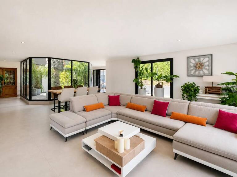 Maison de 6 pièces de 243 m² à Lubersac — photo 1