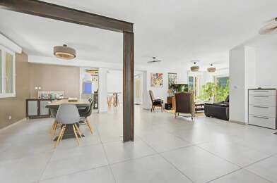 Maison 5 pièces 599000 €