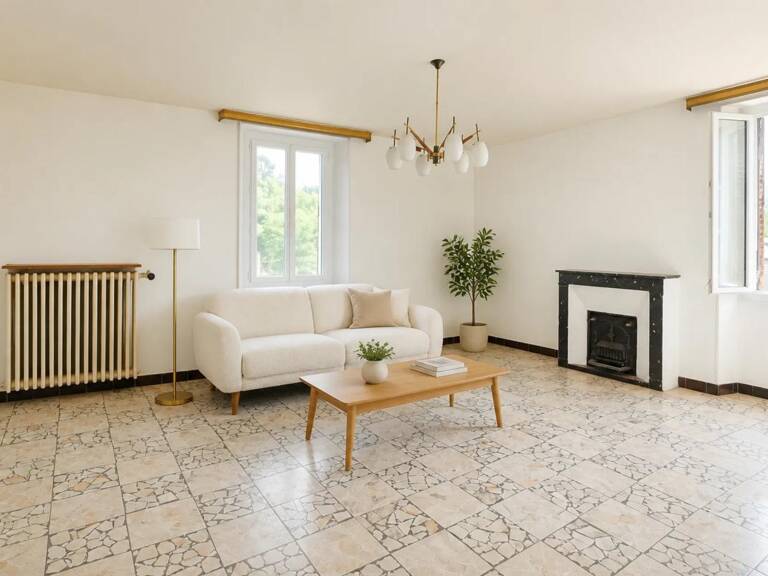Immeuble de 9 pièces de 250 m² à Bessèges — photo 1