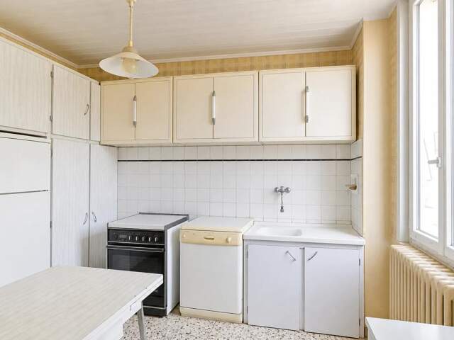 Immeuble de 9 pièces de 250 m² à Bessèges — photo du bien
