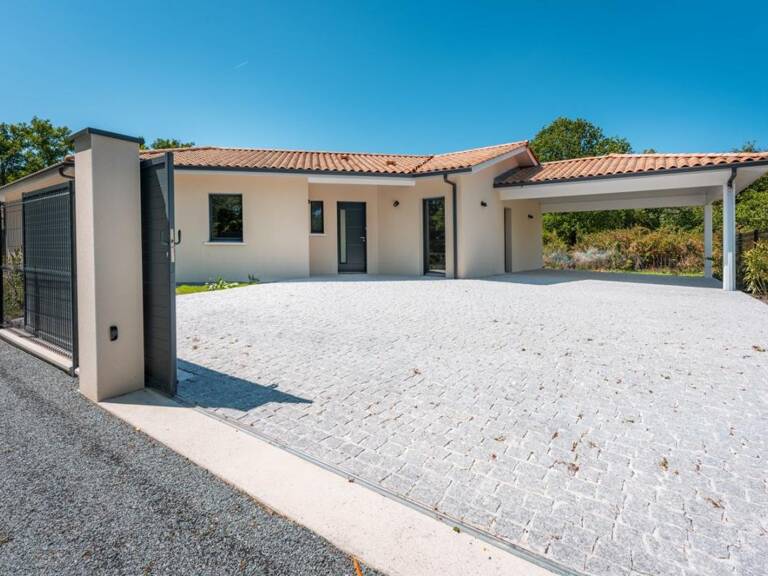 Maison de 140m² à SAINT-AUBIN-DE-MEDOC (33) — photo 1