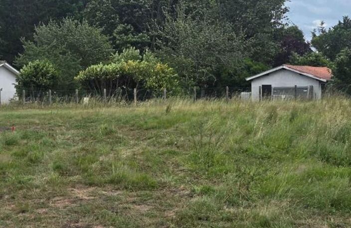 Terrain à bâtir de 600 m² à LEOGNAN (33) — photo 3
