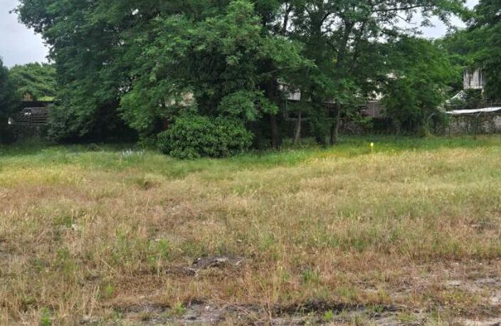 Terrain à bâtir de 700 m² à LANDIRAS (33) — photo 2