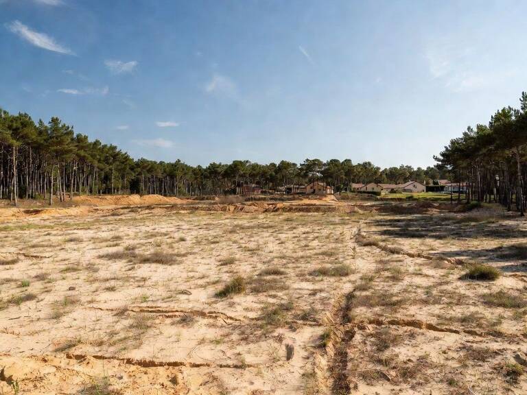 Terrain à bâtir de 500 m² à IZON (33) — photo 1