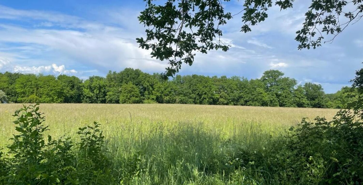 Terrain à bâtir de 1017 m² à LUDON-MEDOC (33) — photo 1