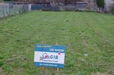 Terrain  82000 €