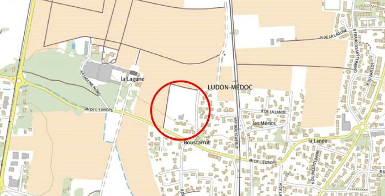 Terrain à bâtir de 919 m² à LUDON-MEDOC (33) — photo 1