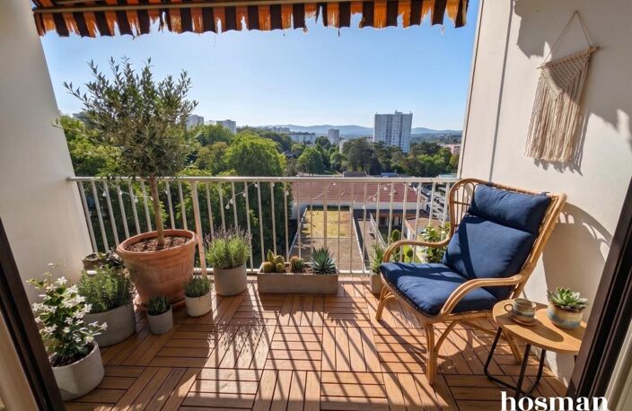 Appartement lumineux et calme de 5 pièces - 100 m² - Vue dégagée, double balcon, garage et cave - Lyon 5 — photo 2