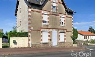 Maison 8 Pièces 224 m² à vendre à Montaigut-en-Combraille (63700)