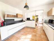 Villa 4 chambres Montfavet- Piscine - Garage - Impasse au calme — photo 4