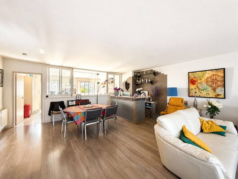 Appartement À Vendre — photo 1