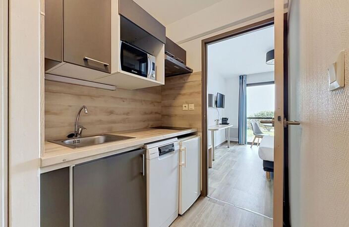 Appartement T1 – Résidence de tourisme – Quartier La Ville en Bois — photo 4