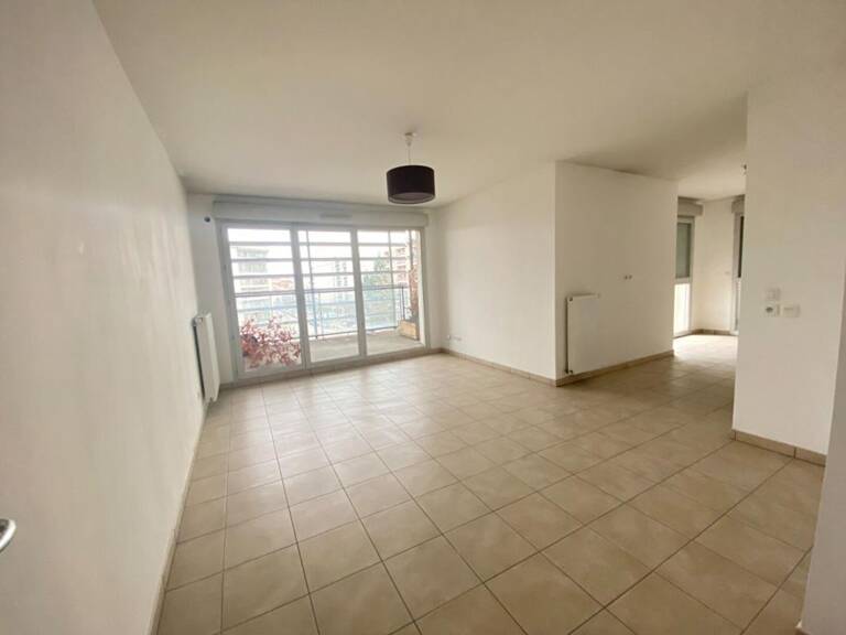 Appartement T3 non meublé de 69,01 m² avec garage fermé à 1 162,05 € CC  - 42 rue Poizat 69100 VILLEURBANNE — photo 1