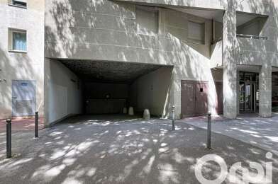 Garage  65 €
