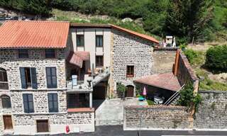 Maison 7 Pièces 201 m² à vendre à Saint-Clément-sur-Valsonne (69170)