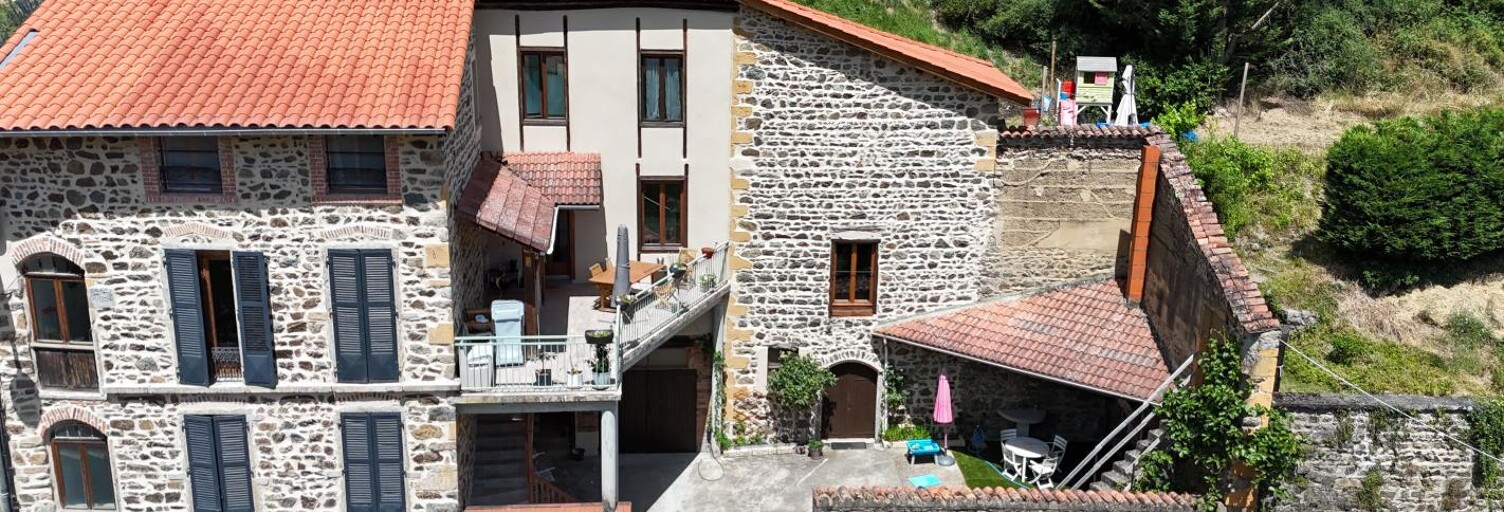 Maison 7 Pièces 201 m² à vendre à Saint-Clément-sur-Valsonne (69170)