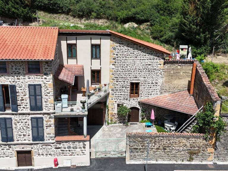 Superbe maison en pierre dans un jolie cadre — photo 1