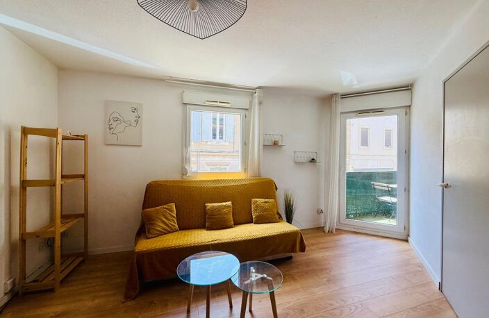 Appartement À Vendre: Nîmes quartier recherche , à deux pas de l’hypercentre : P1bis meublé et en TBE — photo 3
