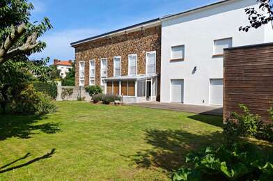 Maison 8 pièces 367500 €
