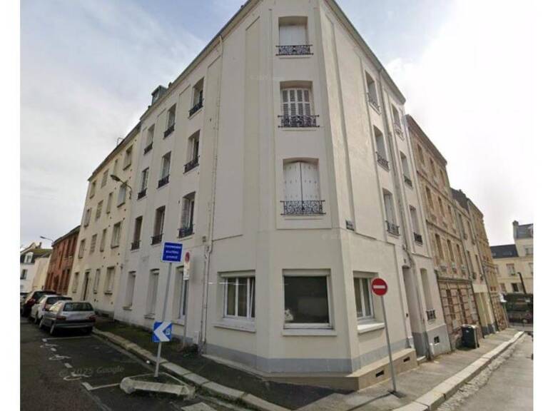 JOFFRE - APPARTEMENT MEUBLÉ 1 PIECE — photo 1