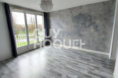 Appartement 3 pièces 880 €
