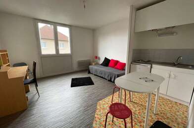 Appartement 1 pièces 390 €