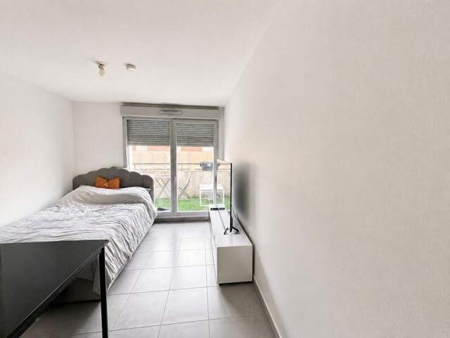 Appartement À Vendre — photo du bien
